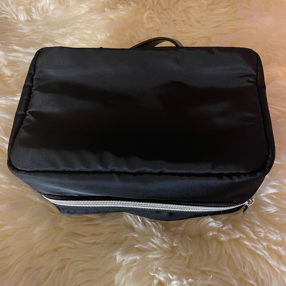 Nudestix hanging cosmetic case